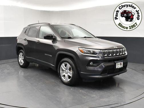 Granite Crystal Metallic Clearcoat 2022 Jeep Compass Latitude