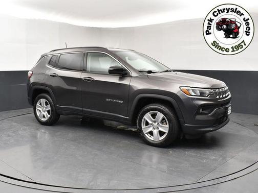 Granite Crystal Metallic Clearcoat 2022 Jeep Compass Latitude