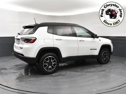 2026 Jeep Compass Trailhawk