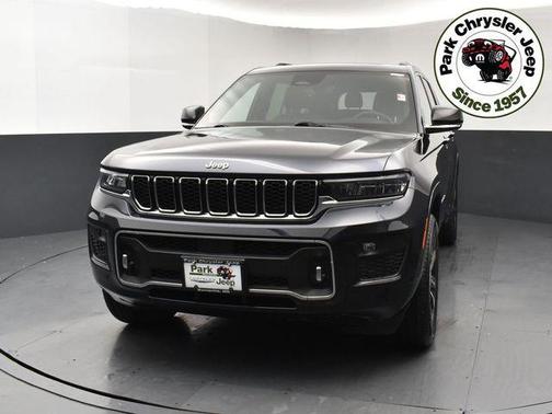 Midnight Sky 2023 Jeep Grand Cherokee L Overland