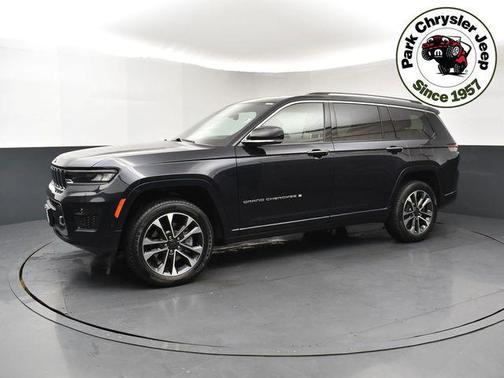 Midnight Sky 2023 Jeep Grand Cherokee L Overland