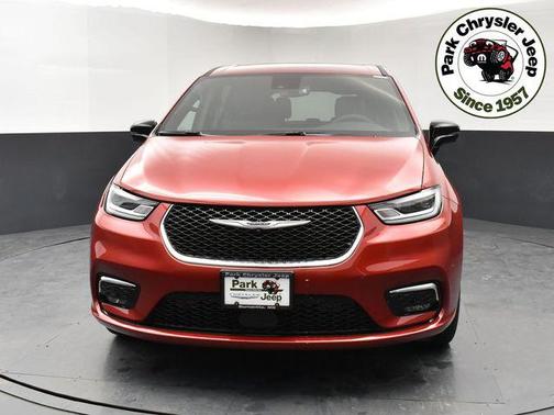 2026 Chrysler Pacifica L