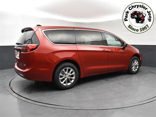 2026 Chrysler Pacifica L