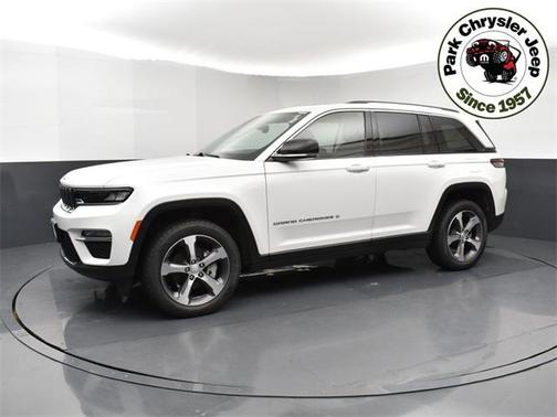 2023 Jeep Grand Cherokee Limited X