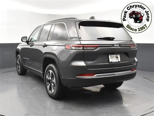 2025 Jeep Grand Cherokee 4xe Base