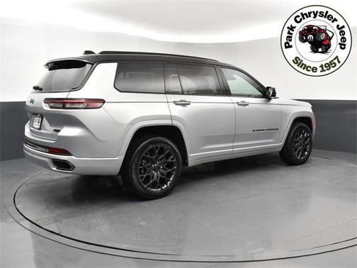 2025 Jeep Grand Cherokee L Summit Reserve
