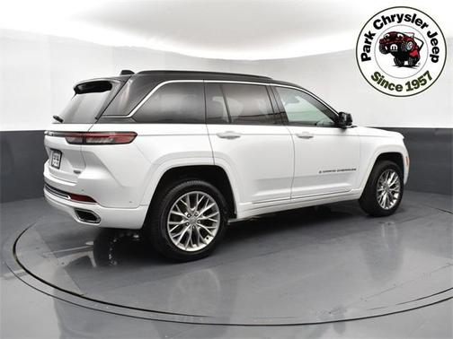 2024 Jeep Grand Cherokee Summit