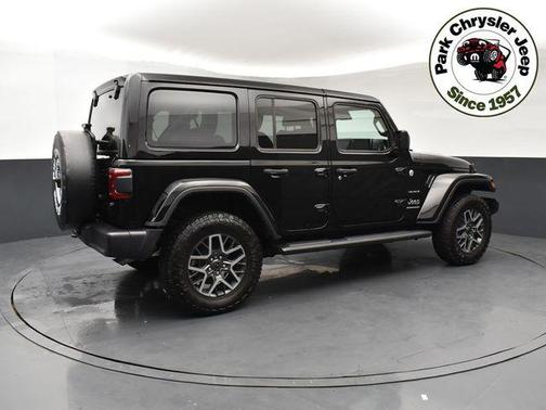 2024 Jeep Wrangler 4-Door Sahara 4x4