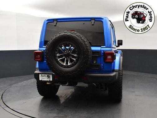 Hydro Blue Pearlcoat 2024 Jeep Wrangler Rubicon 392