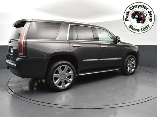 Dark Granite Metallic 2018 Cadillac Escalade Luxury