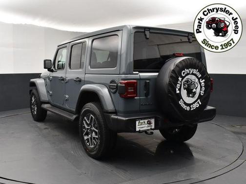 2026 Jeep Wrangler 4-Door Sahara 4x4