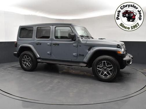2026 Jeep Wrangler 4-Door Sahara 4x4