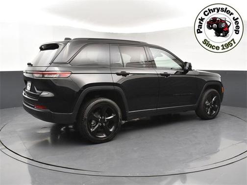 2023 Jeep Grand Cherokee Limited X