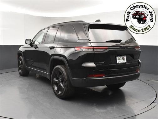 2023 Jeep Grand Cherokee Limited X