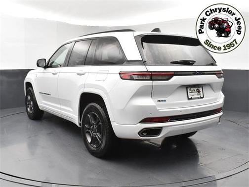 2025 Jeep Grand Cherokee 4xe Anniversary Edition