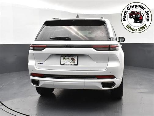 2025 Jeep Grand Cherokee 4xe Anniversary Edition