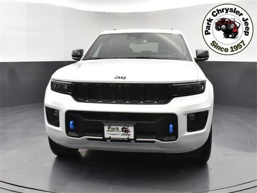 2025 Jeep Grand Cherokee 4xe Anniversary Edition