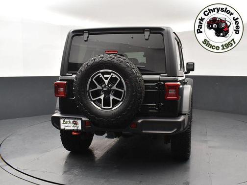 Black Clearcoat 2026 Jeep Wrangler Rubicon