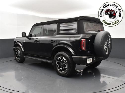 2022 Ford Bronco Outer Banks