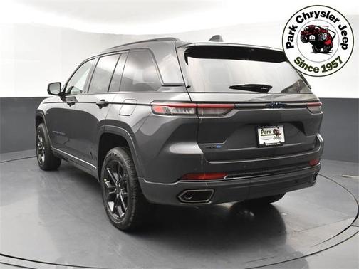 2025 Jeep Grand Cherokee 4xe Anniversary Edition