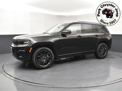 2025 Jeep Grand Cherokee Summit