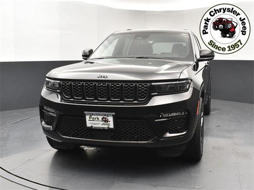 2025 Jeep Grand Cherokee Summit