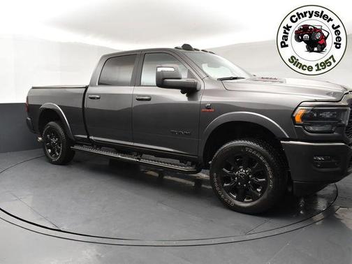 Granite Crystal Metallic Clearcoat 2024 RAM 3500 Limited Crew Cab 4x4 6'4' Box