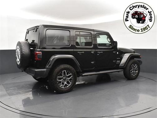 2024 Jeep Wrangler 4-Door Sahara 4x4