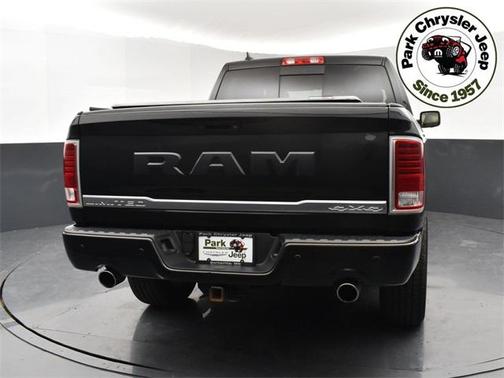 2017 RAM 1500 Limited Crew Cab 4x4 5'7' Box