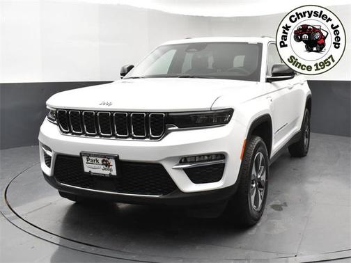 2025 Jeep Grand Cherokee 4xe Base