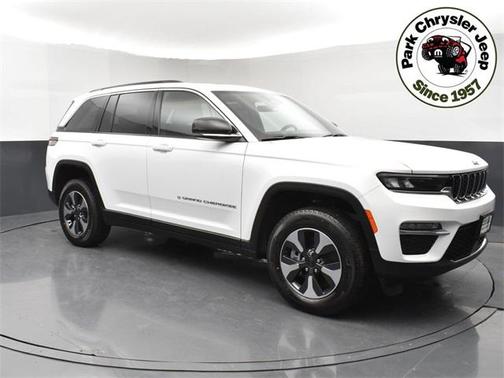 2025 Jeep Grand Cherokee 4xe Base