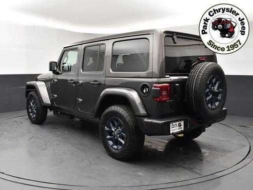 Granite Crystal Metallic Clearcoat 2026 Jeep Wrangler 4-Door 85th Anniversary Edition