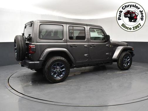 Granite Crystal Metallic Clearcoat 2026 Jeep Wrangler 4-Door 85th Anniversary Edition