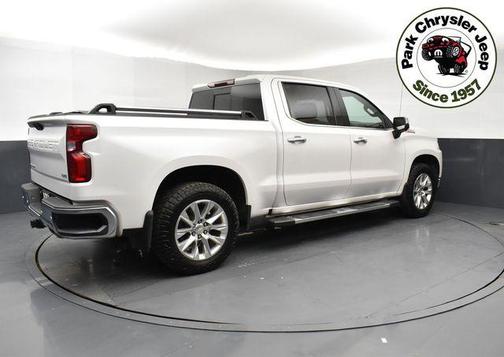 Iridescent Pearl Tricoat 2021 Chevrolet Silverado 1500 LTZ