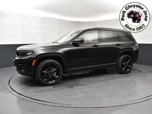 2023 Jeep Grand Cherokee Altitude