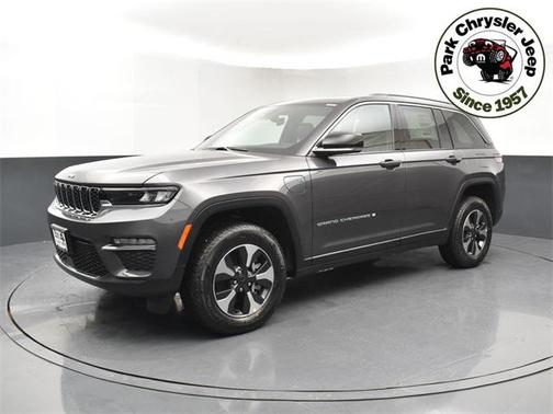 2025 Jeep Grand Cherokee 4xe Anniversary Edition
