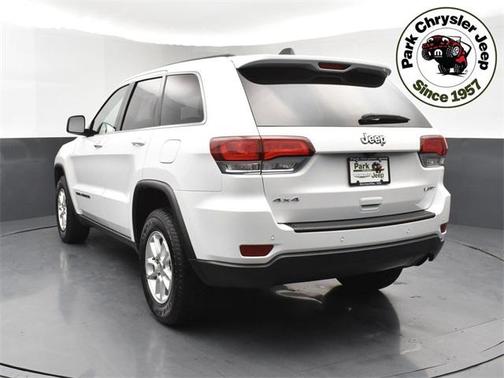 2020 Jeep Grand Cherokee Laredo