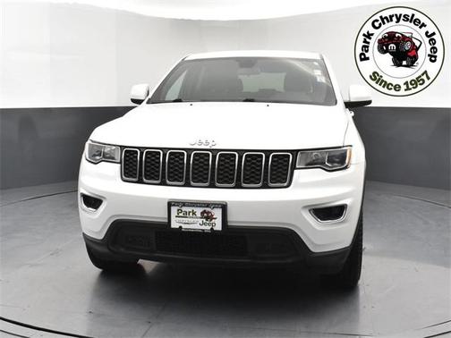 2020 Jeep Grand Cherokee Laredo