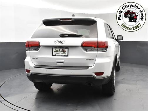 2020 Jeep Grand Cherokee Laredo