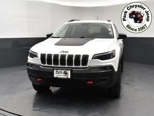 Bright White Clearcoat 2022 Jeep Cherokee Trailhawk