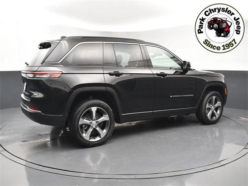 2025 Jeep Grand Cherokee 4xe Anniversary Edition