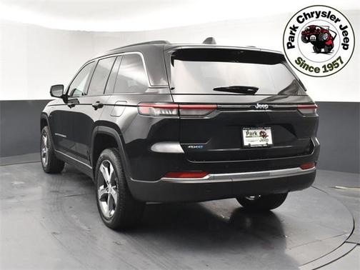 2025 Jeep Grand Cherokee 4xe Anniversary Edition