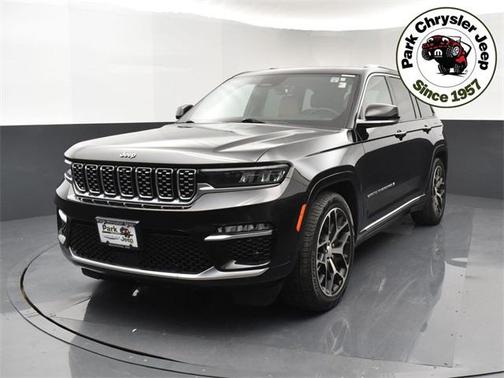 2023 Jeep Grand Cherokee Summit
