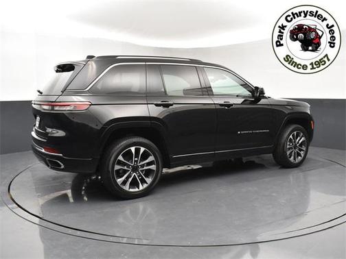2022 Jeep Grand Cherokee Overland
