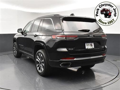 2022 Jeep Grand Cherokee Overland