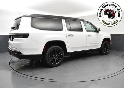 2026 Jeep Grand Wagoneer L Summit Obsidian 4x4