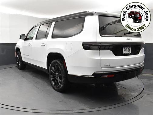 2026 Jeep Grand Wagoneer L Summit Obsidian 4x4