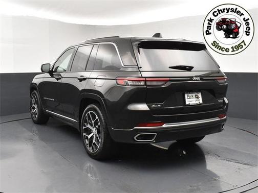 2024 Jeep Grand Cherokee Summit