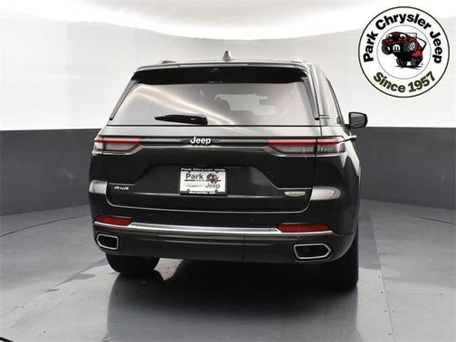 2024 Jeep Grand Cherokee Summit