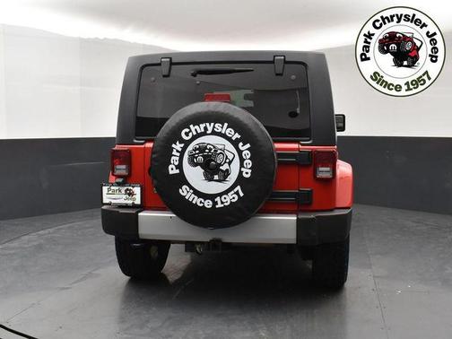 Flame Red Clearcoat 2014 Jeep Wrangler Sahara